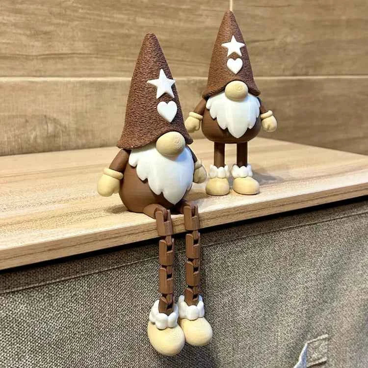 2 Gnomes - Sitting & Standing